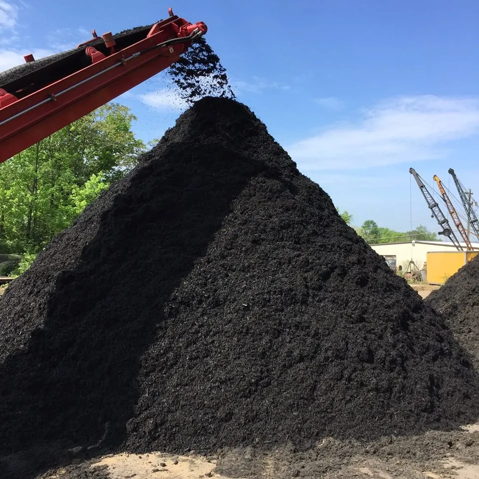 Custom yard cleanup service for beautiful yards across West Chester, OH - Jamie's Landscaping and Greenhouses