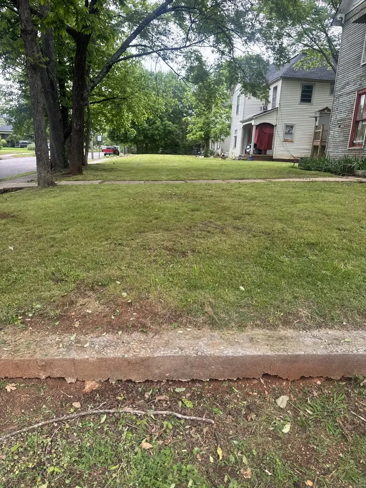 Expert landscape installation experts serving Cleveland, TN - Jamie’s Lawn Service