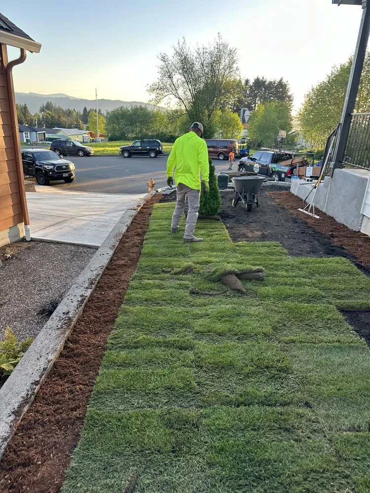 Trusted lawn mowing service in Cathlamet, WA - Jamie's Yard Services