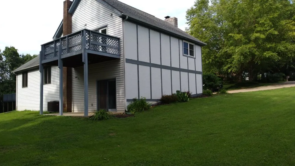 Local yard maintenance in Dayton, OH by JAMS Property Preservation