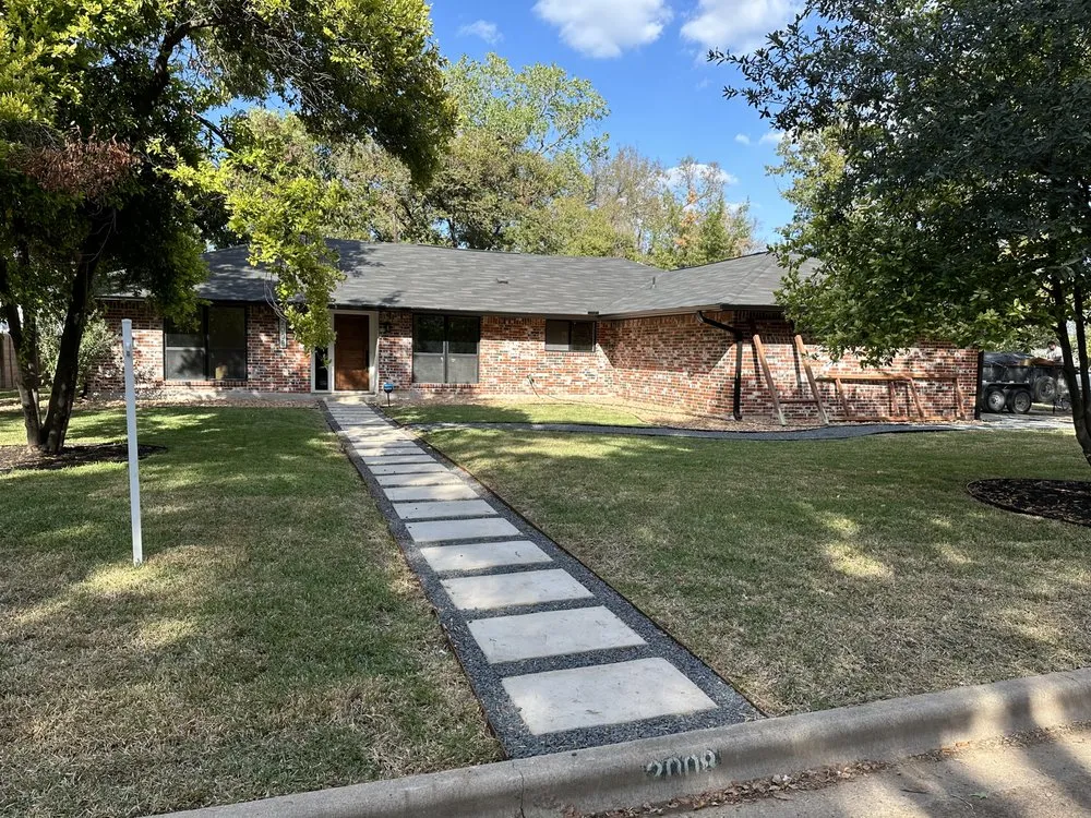 Professional outdoor landscaping in Del Valle, TX by Jane Custom Masonry