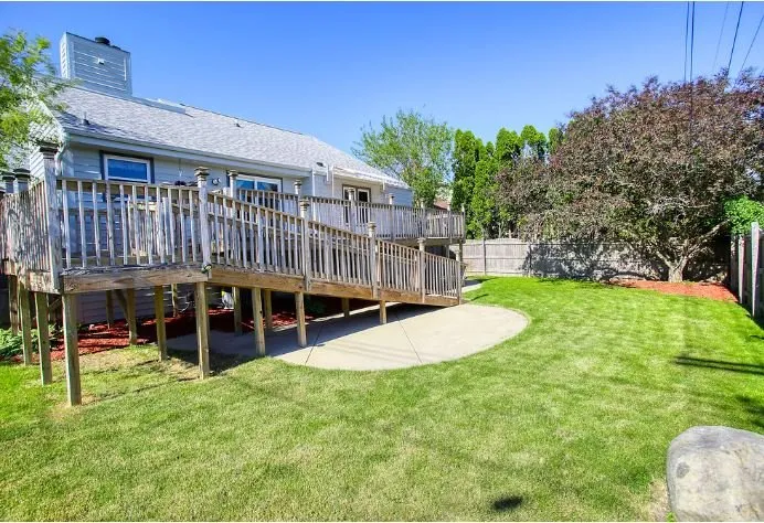 Affordable yard cleanup service in Milwaukee, WI by Janice's Maintenance Care Landscaping