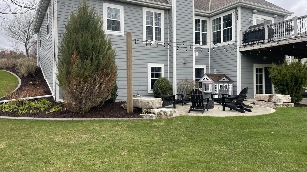 Reliable lawn mowing service experts serving Germantown, WI - Jansen Mulch & Landscape