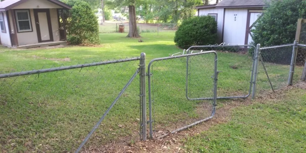 Expert yard maintenance experts serving Byron, GA - Jar Head Home Services