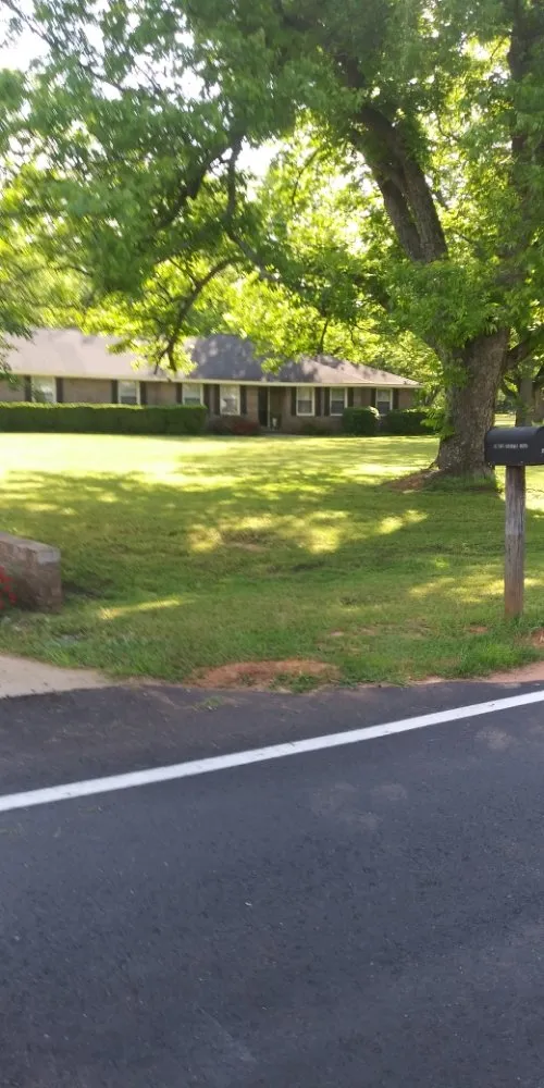 Local garden landscaping experts serving Byron, GA - Jar Head Home Services