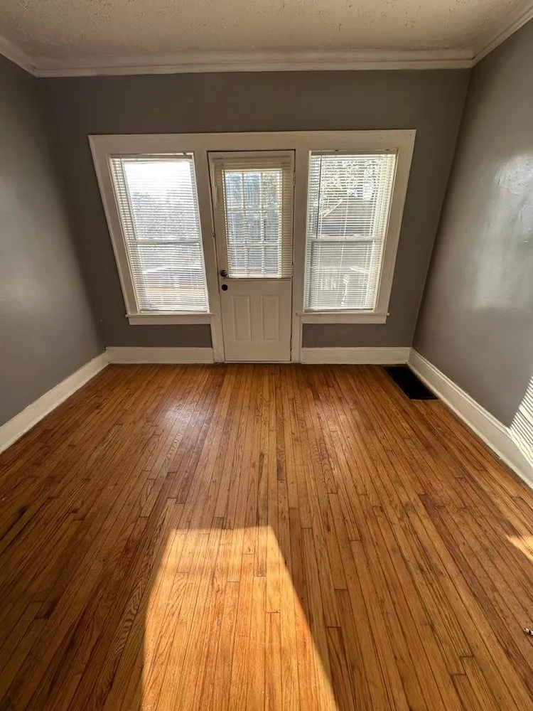 Top-rated garden landscaping for beautiful yards in Cleveland, OH by Jara Remodeling