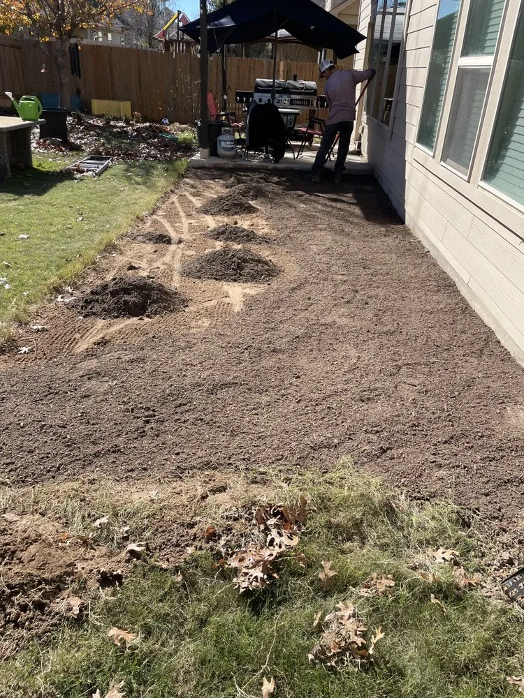 Expert yard cleanup service near you across Selma, TX - Jaramillo Landscape