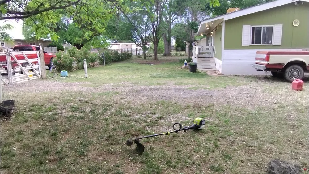 Local lawn care service in Los Lunas, NM - Jaramillos Lawn And Tree Trimming