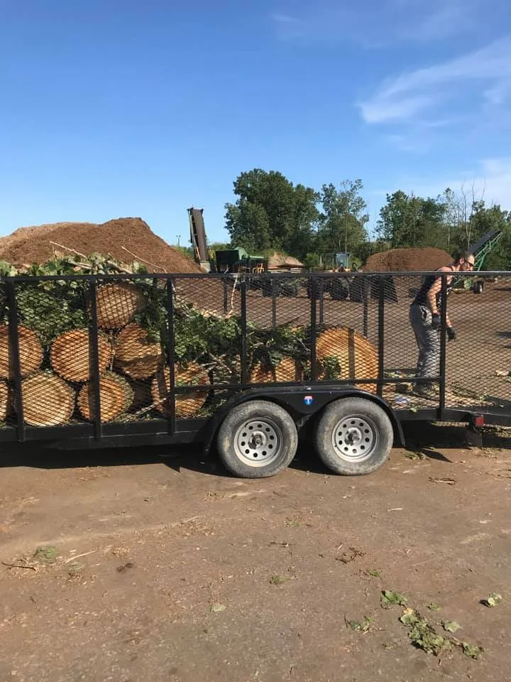 Custom garden landscaping in Warren, MI by Jarbo Tree Services