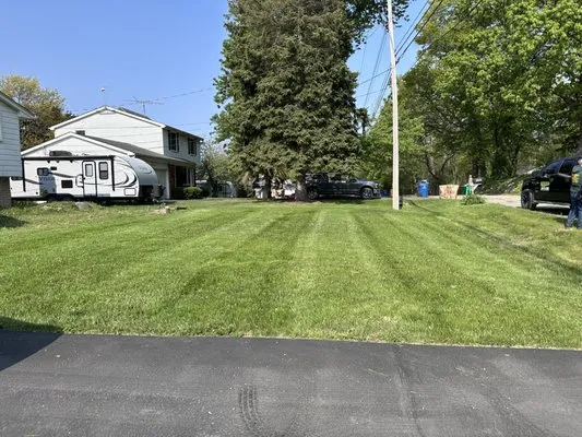 Jarbow's Landscaping Logo