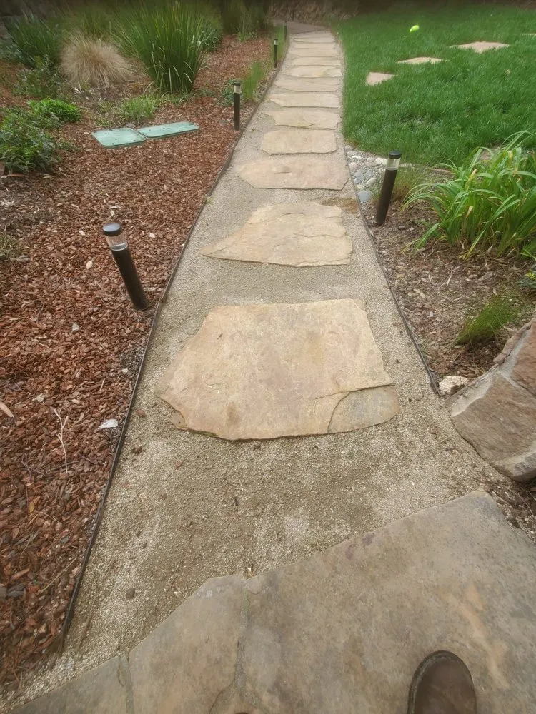 Affordable yard maintenance experts serving Redwood City, CA - Jardin Green Garden Gonzalez