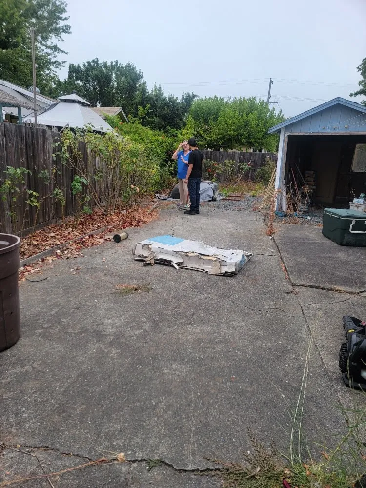 Affordable landscaping services for beautiful yards in Santa Rosa, CA by Jardineria Estevan