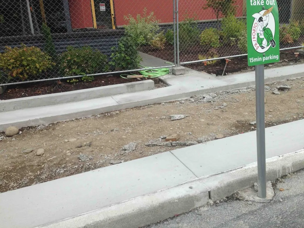 Trusted lawn mowing service for homes in Redmond, WA by Jardiniere landscaping