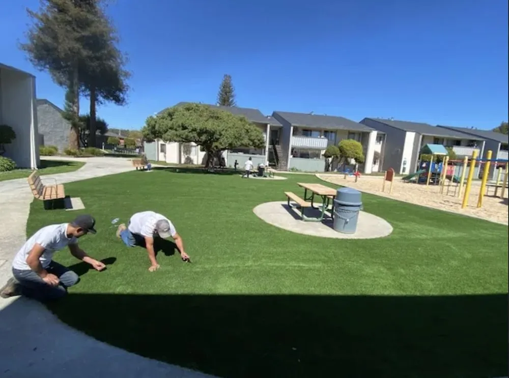 Professional lawn mowing service in Hollister, CA - Jardinland Landscaping Services