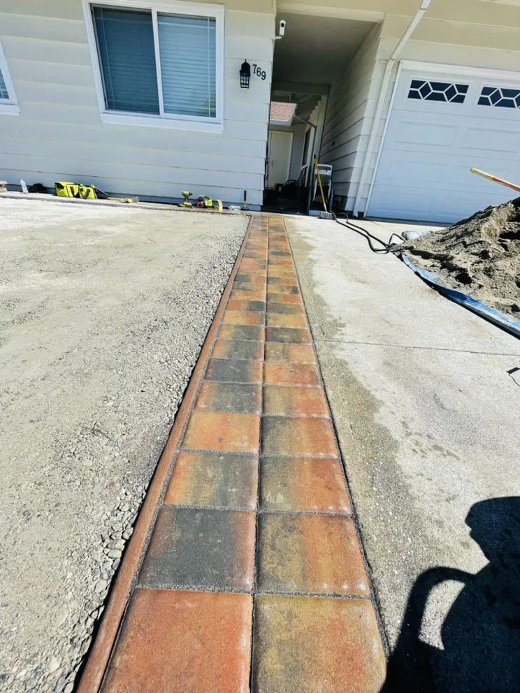 Professional lawn mowing service for homes across San Mateo, CA - Jardín Landscaping