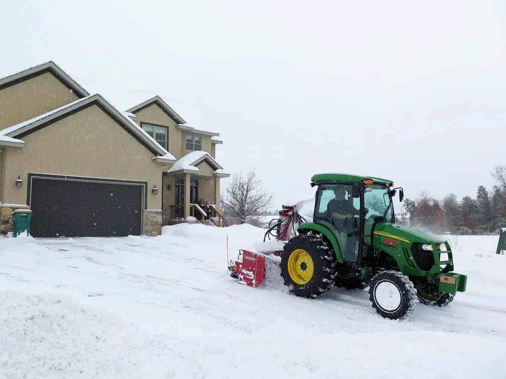 Top-rated outdoor landscaping with custom design in Brainerd, MN by Jared's Lawn Care