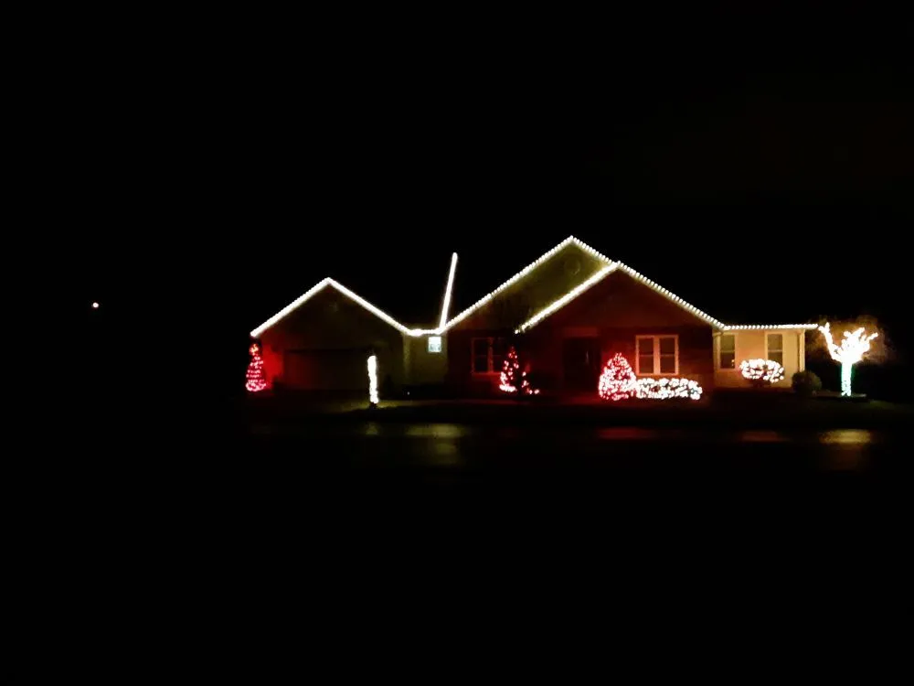 Professional outdoor landscaping experts serving Cape Girardeau, MO - Jared's Lawn Service