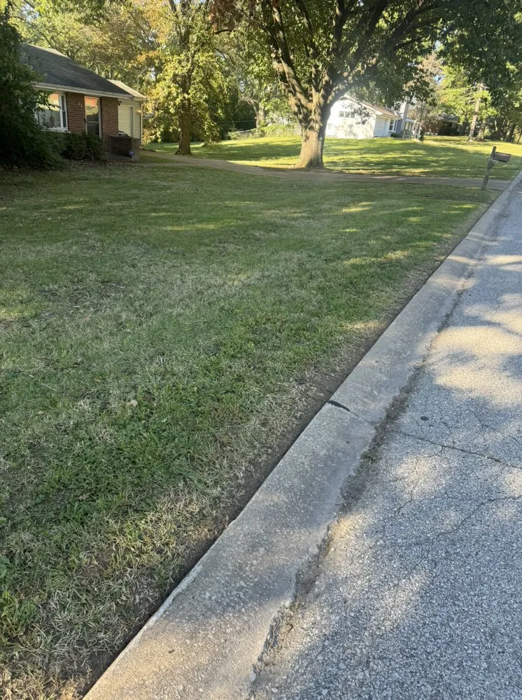 Expert lawn mowing service near you across Hazelwood, MO - Jarmons Lawn Care