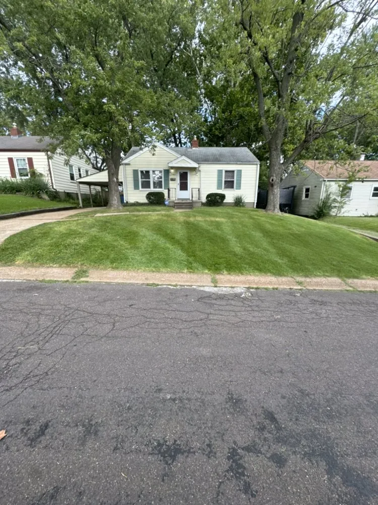 Local landscape design in Hazelwood, MO by Jarmons Lawn Care