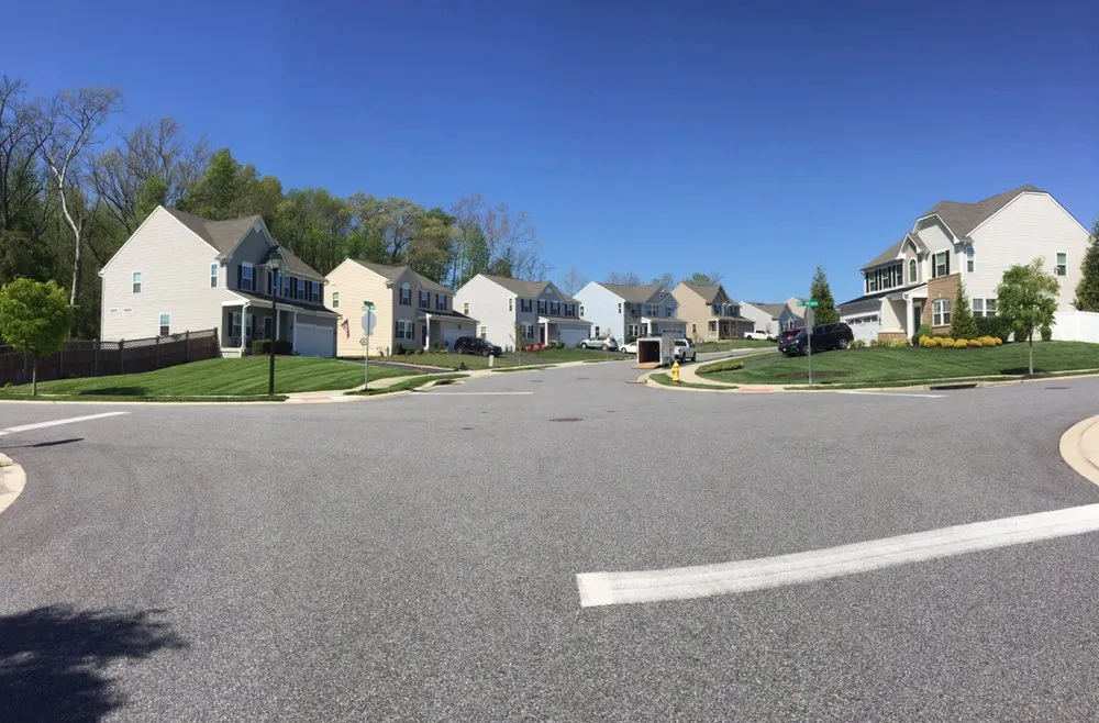 Custom residential landscaping in Elkton, MD by Jasmine Landscapes