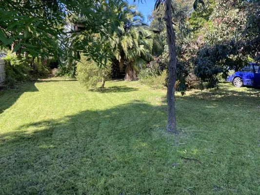 Jason Crombie Landscape Garden Maintenance