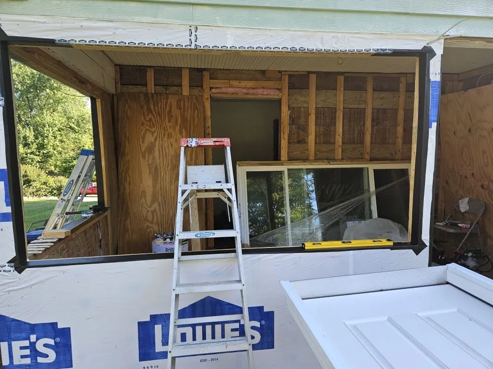 Reliable yard cleanup service for beautiful yards across Frankfort, KY - Jason Lawn Care