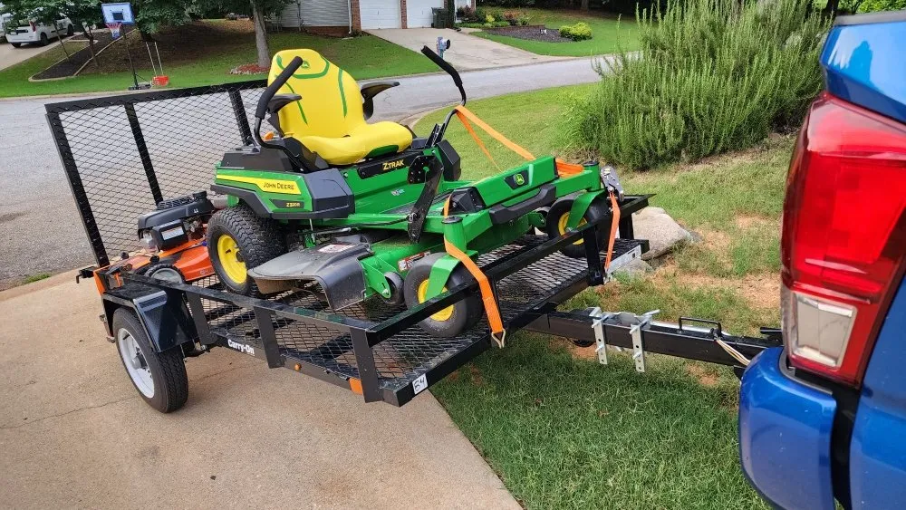 Reliable yard maintenance for year-round maintenance across Simpsonville, SC - Jason Yard Scaping