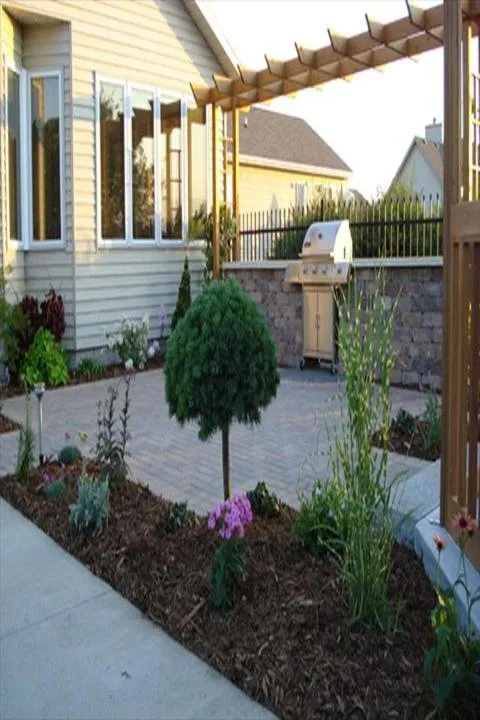 Custom landscape design experts serving Watertown, WI - Jason's Five Star Landscape & Design