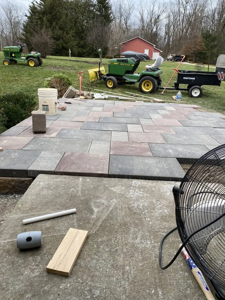 Affordable yard maintenance in Vandalia, OH by Jasons Landscaping