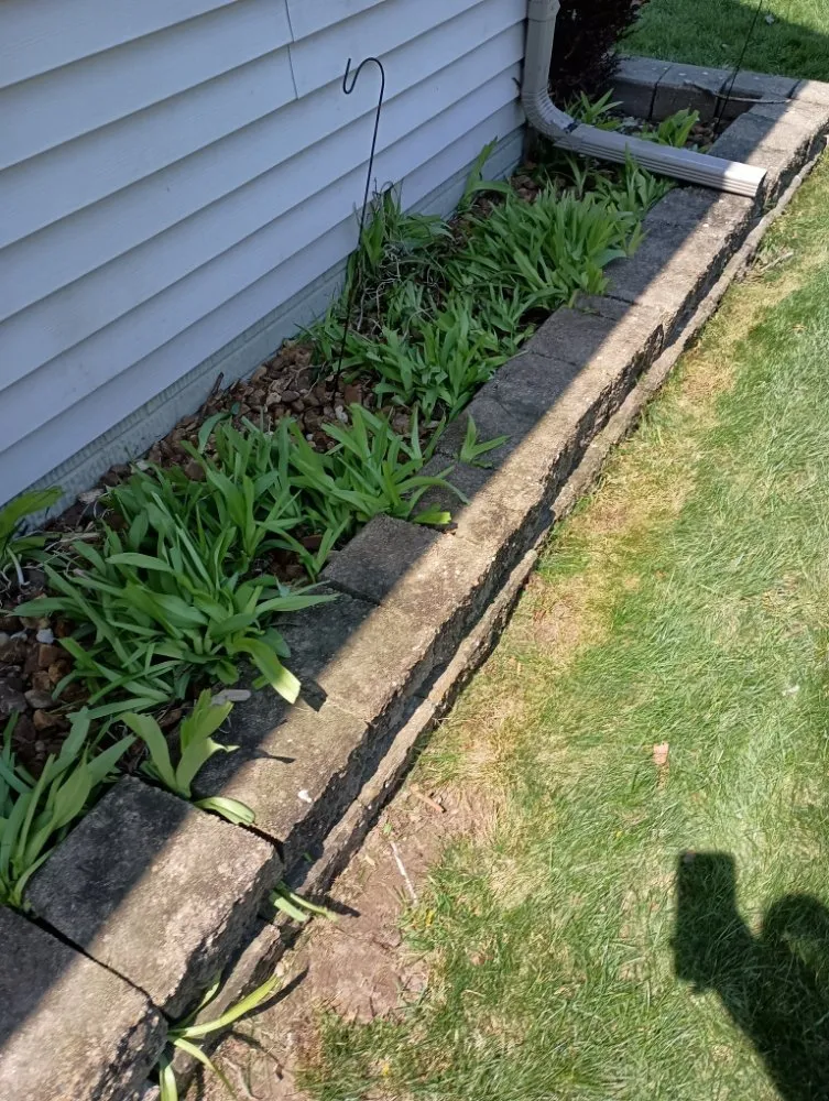 Affordable garden landscaping experts serving Lambertville, MI - Jason's Lawn Care Handyman Service