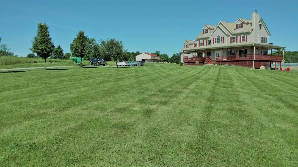 Professional landscaping services experts serving Wallkill, NY - Jason's Seasonal Services