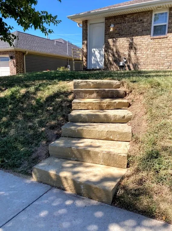 Local yard maintenance in Joplin, MO by Jasper Ridge