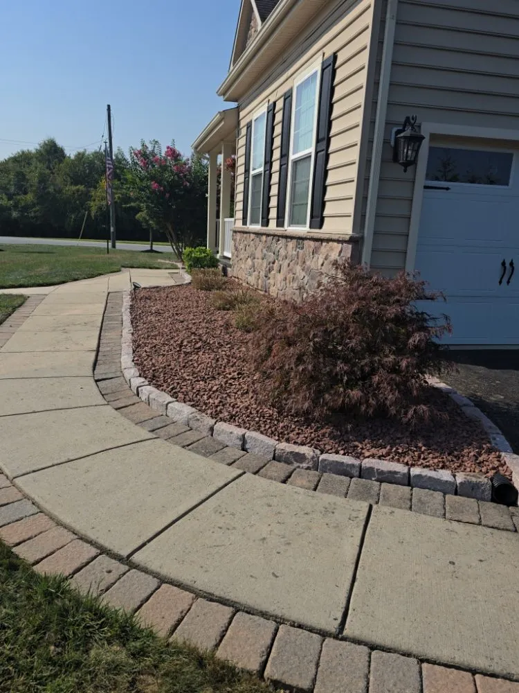 Custom outdoor landscaping in Newport, DE by Javi Landscaping