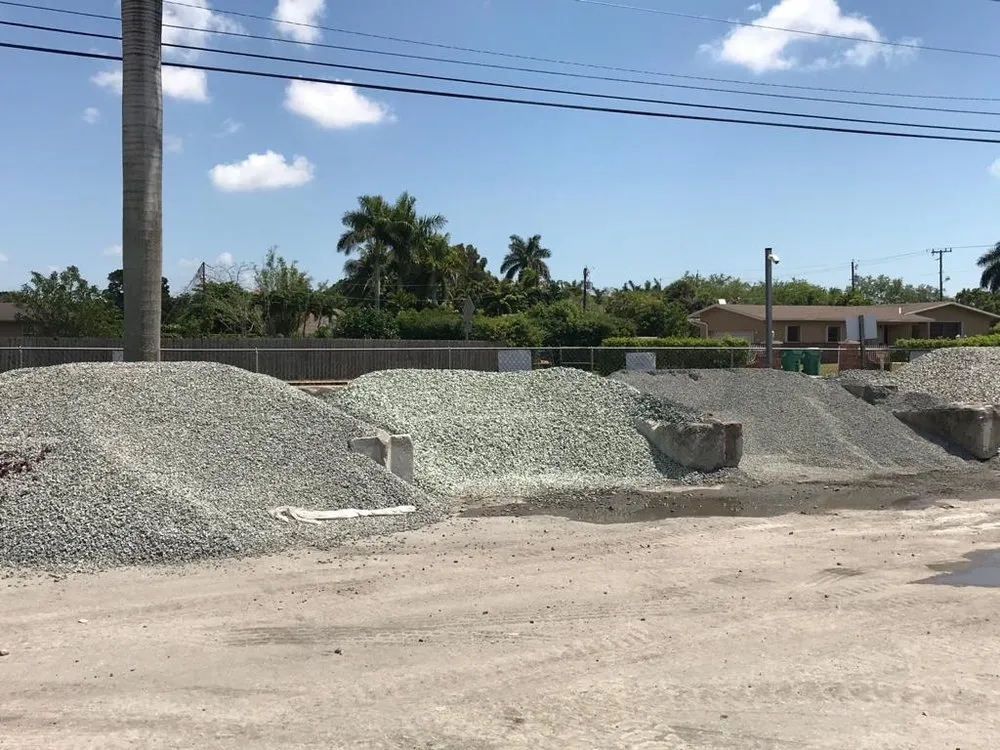 Custom lawn care service with custom design across Miami, FL - Javier Landscaping