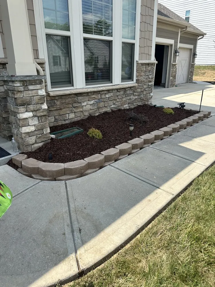 Professional outdoor landscaping in Charlotte, NC by Javier Lawnscape