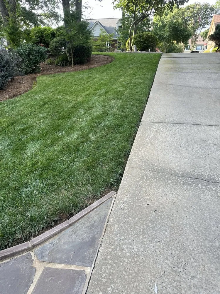 Expert lawn care service for year-round maintenance across Charlotte, NC - Javier Lawnscape