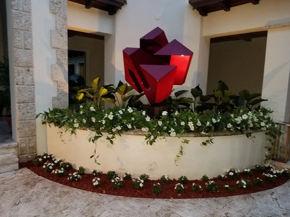 Custom outdoor landscaping in Miami, FL by Javier Perdomo