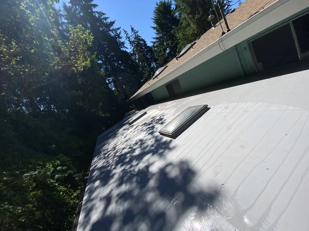 Affordable landscape installation in Edgewood, WA by Javier’s and Daniel’s pressure washing services