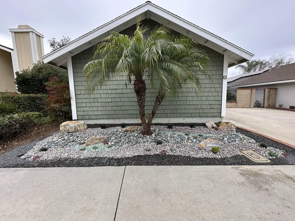 Top-rated garden landscaping in Huntington Beach, CA by Javier’s landscape