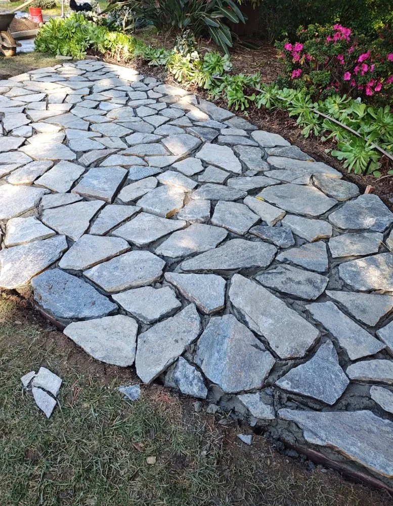 Local garden landscaping in Los Angeles, CA by Javier's Landscaping