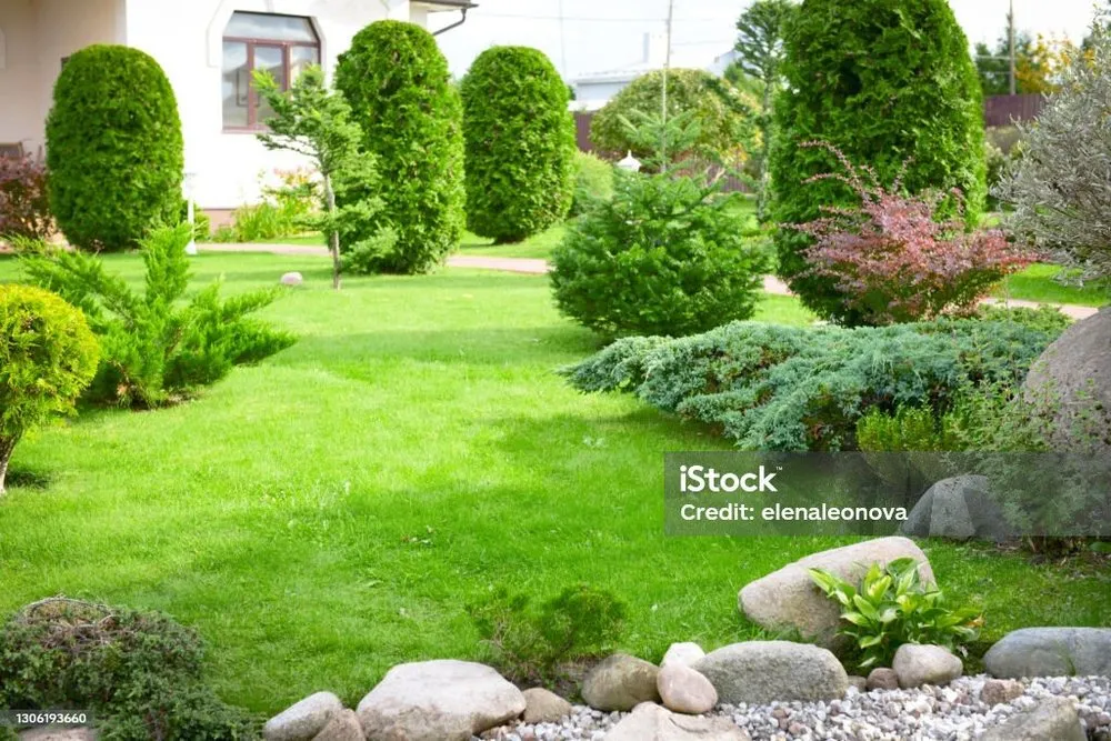 Trusted garden landscaping for beautiful yards in Chicago, IL by Javi's Landscaping