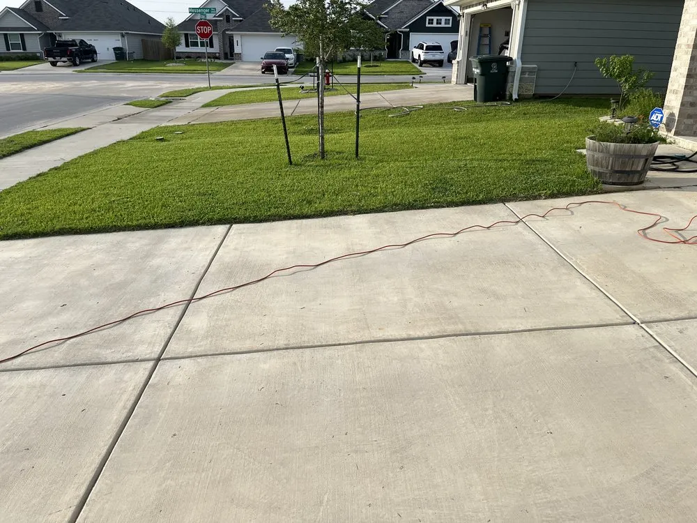 Trusted residential landscaping experts serving Bryan, TX - Javon's Mowing Services