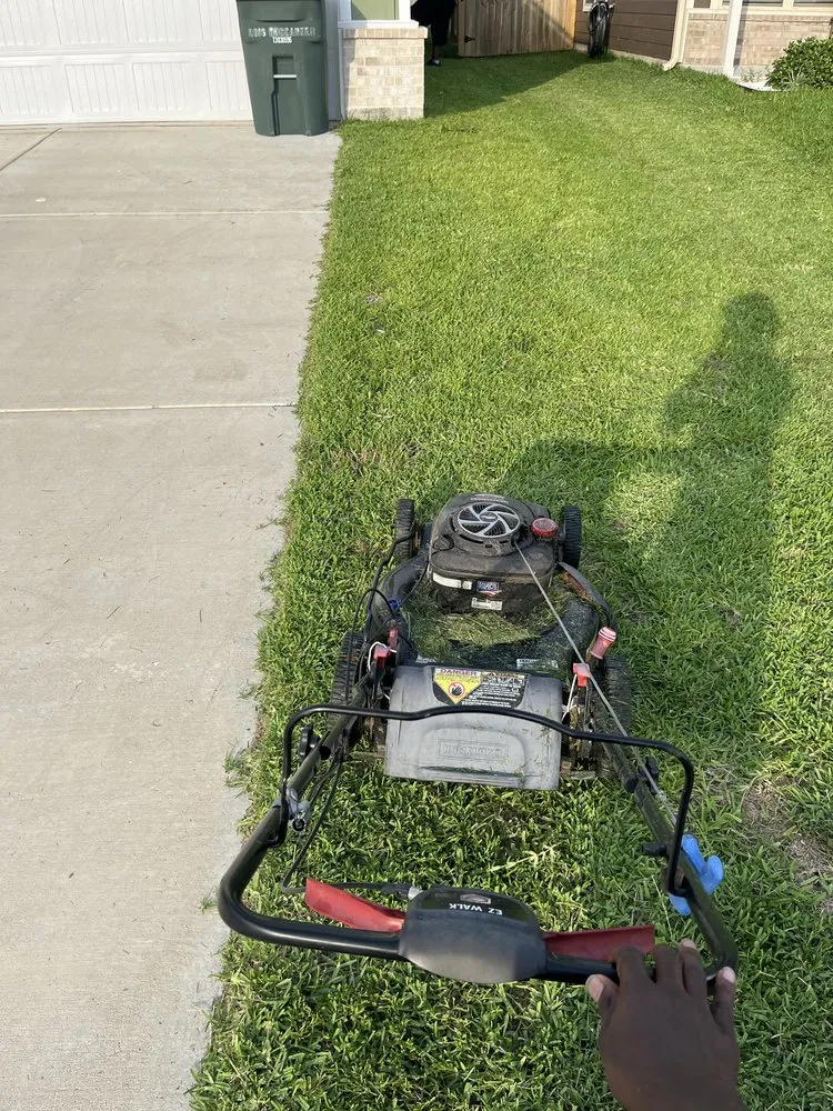 Top-rated residential landscaping for outdoor upgrades across Bryan, TX - Javon's Mowing Services