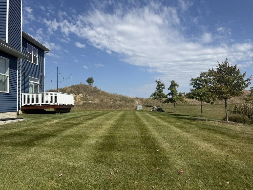 Reliable lawn care service experts serving Ypsilanti, MI - Jaws Lawn And Snow