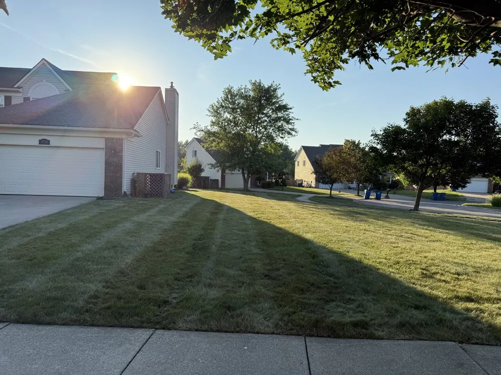 Affordable landscaping services experts serving Ypsilanti, MI - Jaws Lawn And Snow