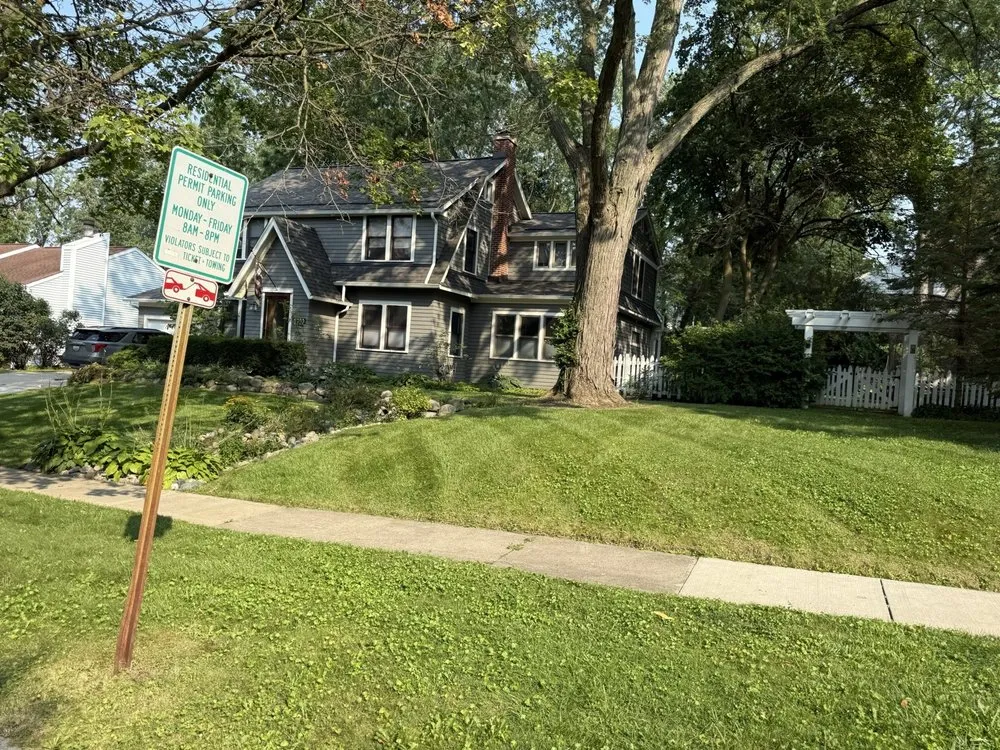 Local lawn care service in Ypsilanti, MI by Jaws Lawn And Snow