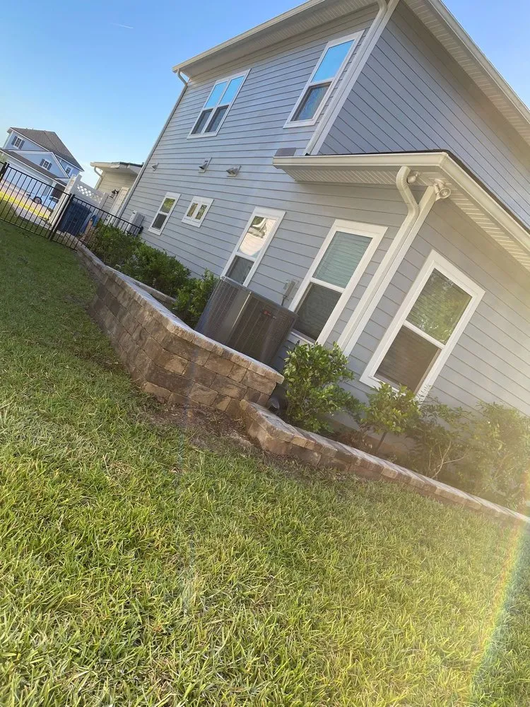 Professional yard maintenance in Jacksonville, FL by Jax Curb Guys