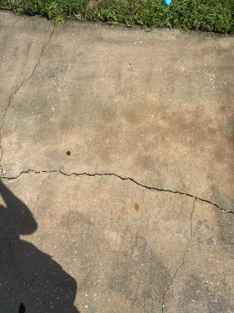 Local lawn care service experts serving Jacksonville, FL - Jax Pressure Washing & plumbing services