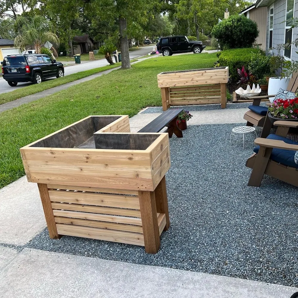 Top-rated yard cleanup service experts serving Atlantic Beach, FL - Jax Woodcrafters