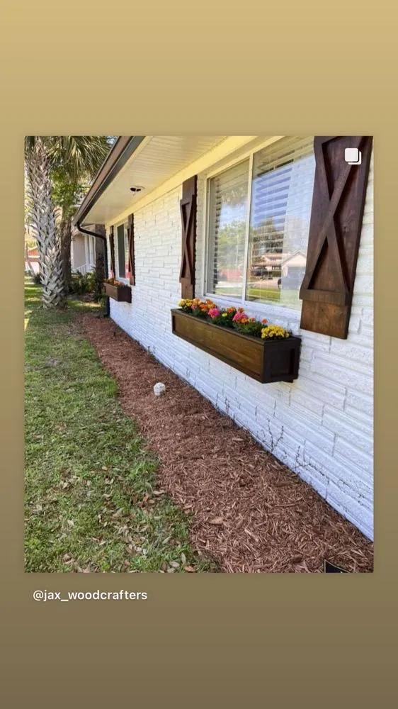 Custom lawn mowing service experts serving Atlantic Beach, FL - Jax Woodcrafters